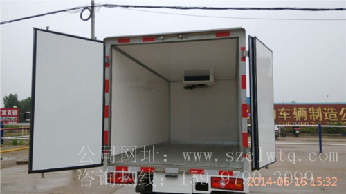 ��س������ڲ�ͼƬչʾ