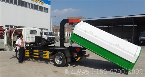 东风福瑞卡勾臂垃圾车 东风福瑞卡勾臂垃圾车