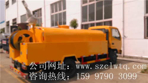 3方高压清洗车尾部图片展示 3方高压清洗车尾部图片展示