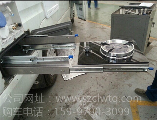 解放J6L养蜂车中的内饰灶具图片展示 解放J6L养蜂车中的内饰灶具图片展示