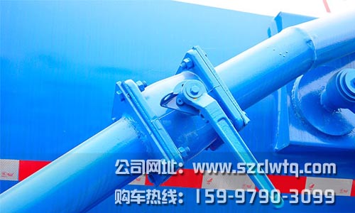 ���������D9���۳�Һѹ�͸�������������ͨ��