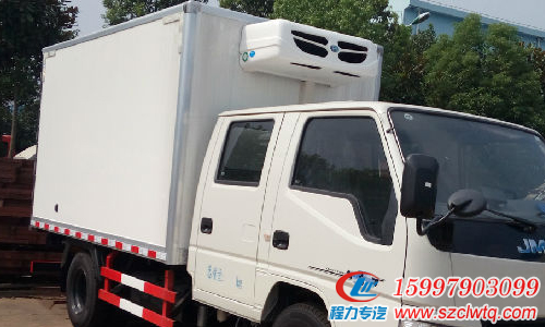 江铃国五双排冷藏车