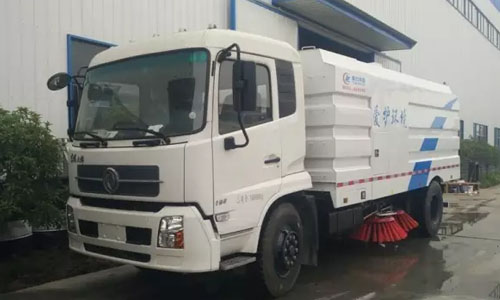 东风天锦扫路车 东风天锦扫路车