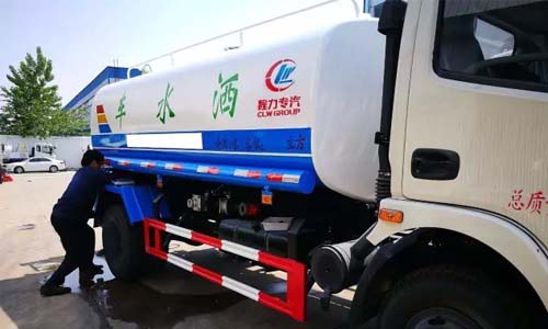  ��ˮ��Ҫ�����ˣ�ɲ������·�ټ��һ�飬�ǿ��ǰ�ȫ���ϵ�����֮�ۣ���һ�Ⱦ��������˳�Ҫ�����ظɻΪ���л������������ף��ҽ�ʲô���֣����ͱ����ˣ��ͽ��ҳ����˰ɡ�