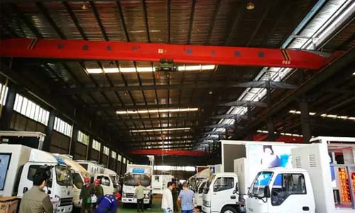 OPPO����300̨LED��������VIVOҲ�����˺�����˴󶩵�����Ȼ�ǡ���һ�����ˣ������ǵøϻ���������Ȼ�����е��ң�������������м��飬���ġ����ˣ�æ���м�ֵ�����壬���ǵ����ֽг����ˡ�