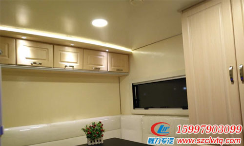 5.2���Ϲҷ����ִ���Լ�װ�ɫ���