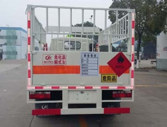 ���嶫��D6��ƿ���䳵