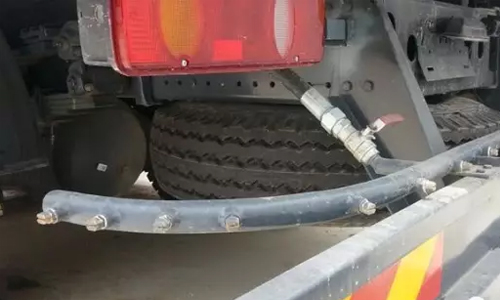 �������ϴɨ�����������װ��һ�Ÿ�ѹ���죬����������������