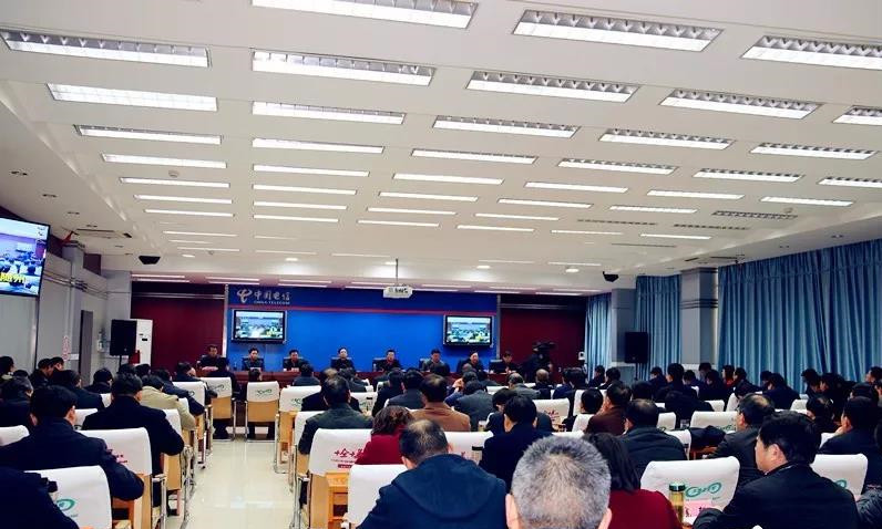 ����Ҫ�ţ�ר��ƾ�羢�´����ź죬��������������ϲ����ӭ����һ���������ȳ�