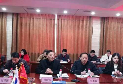 �����������ų����̹ܳ�ǿ����������ܾ��������Ա�������һ�����ֳ���ѩ��רҵ���������ഺ���Ҷ������ֳ�����Ӫ������������ɳ����һ���ֱ����������Ժ�����Խӡ�