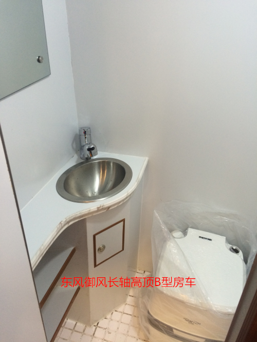 东风御风长轴高顶B型舒适版2-6人旅居车 东风御风长轴高顶B型舒适版2-6人旅居车