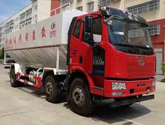 国五解放J6L小三轴15吨散装饲料运输车