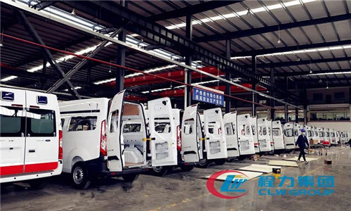 ������˾�ڹ��ڣ���ɫ������˹���ԺӦ�����͹�װ�������������������ػ���ҽ�����ʱ��������������ί�������´�Ŀ������ʱ�������󣬻�����֯��������������ȫ��������κ���֮�У�ȫ���Ը���Ϲ���ս�Թ����������˹�ͬ��ĺ�ΰ��ҵ����8��ʱ���ڸ���45������ɱ���������߳�����Ԯ�ж����������Խ������������ǵķ���ս��Ҳ�ڽ����ܹĵĳﻮ�У������ǻۡ������ٶȡ�����Ʒ�ƣ��ٴ��������й������Ӳ��ʵ���� �й��ĳ���������ĳ�����������������ȫ��