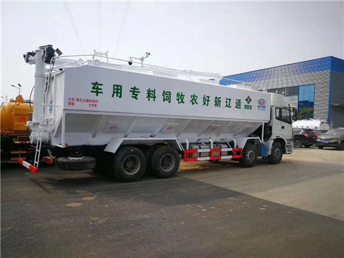 ����ŷ��ǰ�ĺ��ɢװ���ϳ�