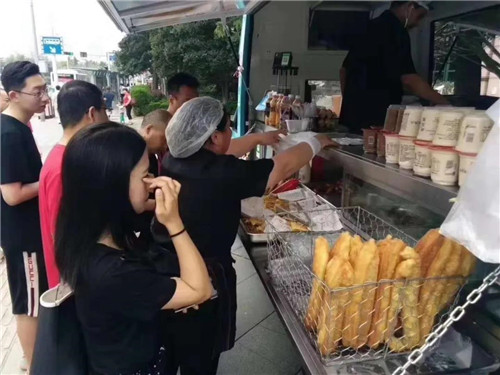 ����������������ۻ�������ǿ����������̯���á�