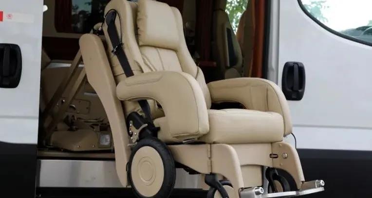 �������Ƹ߶˸�������