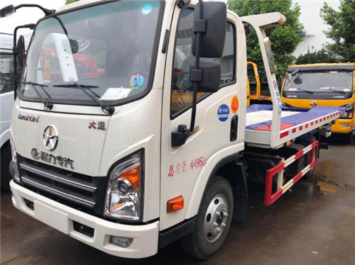 蓝牌国六大运(白色)一拖二平板清障车 蓝牌国六大运(白色)一拖二平板清障车