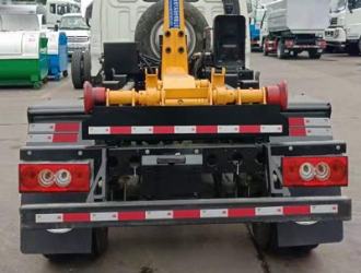 ����4������С��3����������