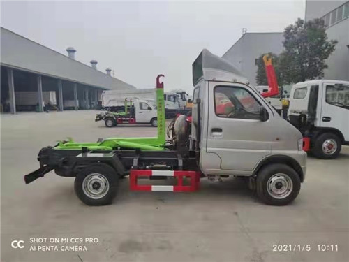 ����С�������������жʽ������