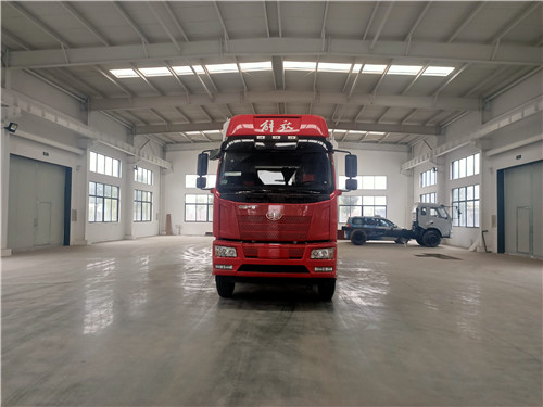 �������С����綯Һѹ���ϳ�