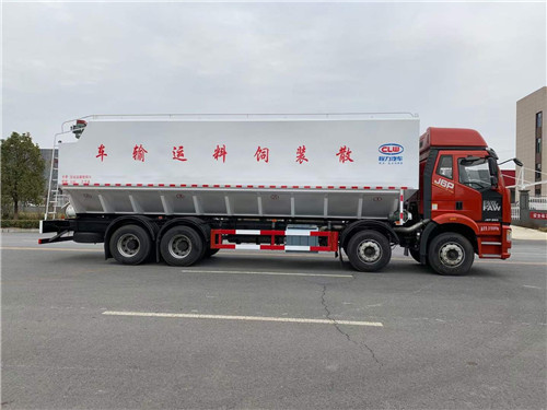 �������J6pǰ�ĺ��ɢװ�������䳵