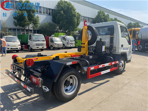 ��������С��֮��3������������5���������۳�