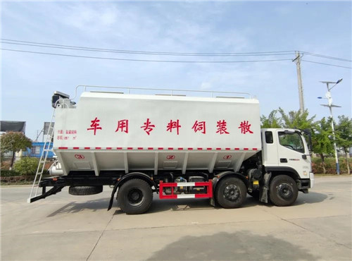 ������������ES5��ʻ��С�������ϳ�ͼƬ