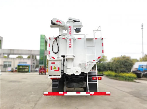 ����������������M3��ʻ��4500���ϳ�ͼƬ