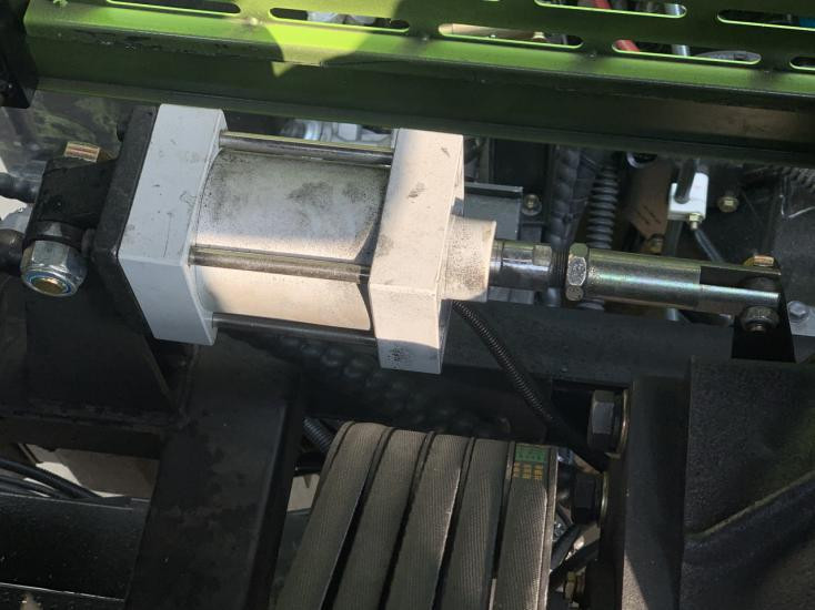 4������ɨ�̶���������������ƣ����ܶ�����ɨ��������ɨͬʱ��ҵ��ɨ�������ϱ��� �������ܺ͸�λ���ܣ������ϰ���������Խ���ϰ����λ��