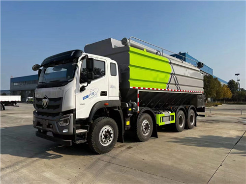 ����ŷ������ǰ�ĺ�˶����40��ɢװ���ϳ�ͼƬ