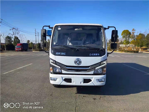 4����������С���������û�����ϴ��