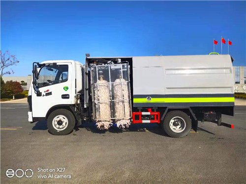 4����������С���������û�����ϴ��