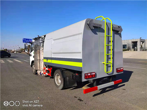 4����������С���������û�����ϴ��