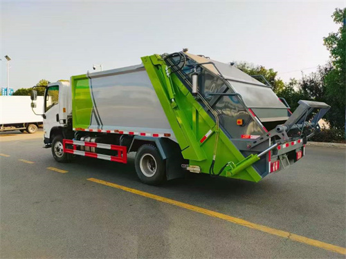 ����8����ѹ��������ͼƬ