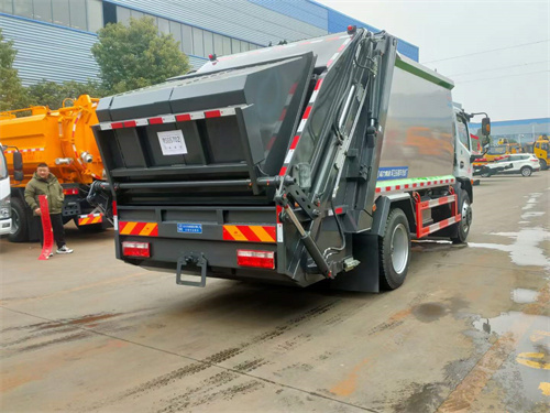 ���������12����ѹ��������