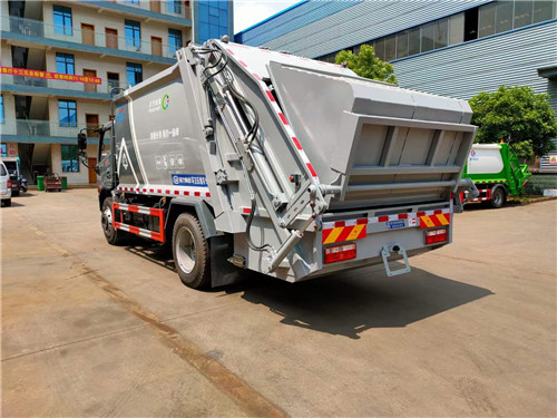 ���������12����ѹ��������