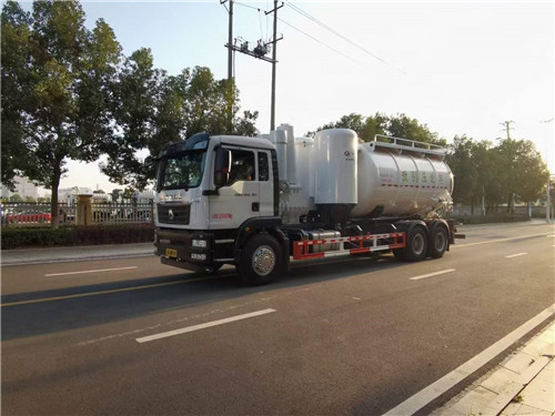 �����ǵ¿����������ѹ�ͳ�