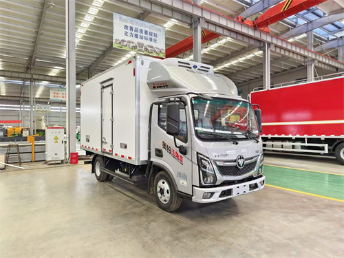 奥铃玉兔3自动挡4.2米冷藏车 奥铃玉兔3自动挡4.2米冷藏车