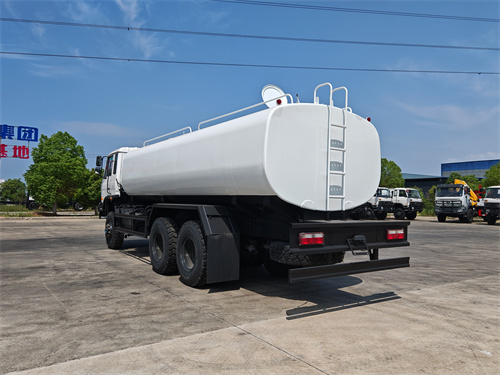 ����3̨����6*6���ˮ�޳���20000L��