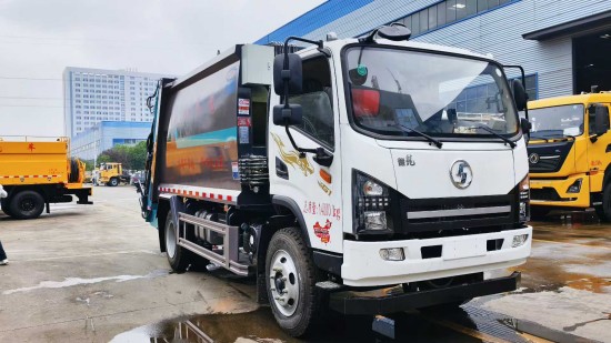 ��������12����ѹ��������