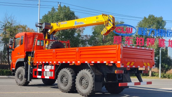 ���ڶ����ڳ�����6.1�� 6��6 ԽҰ�泵��