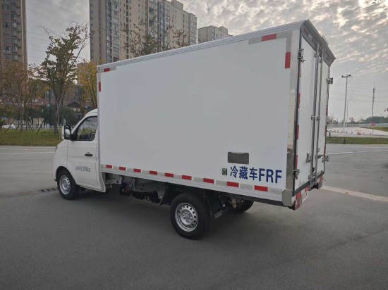 ������Խ T3 EV ������س�