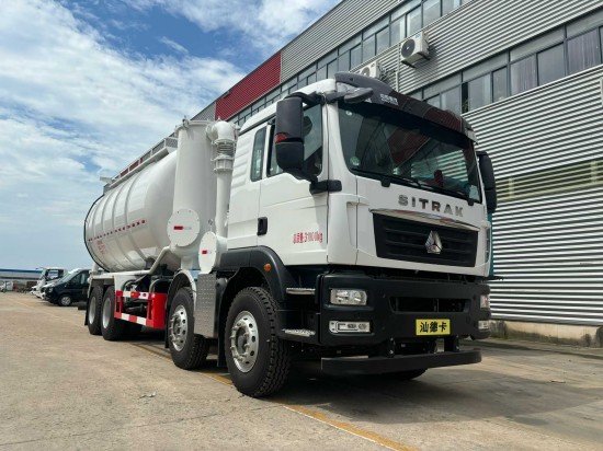 �����ǵ¿�ǰ�ĺ��8*4����ѹ�ͳ�