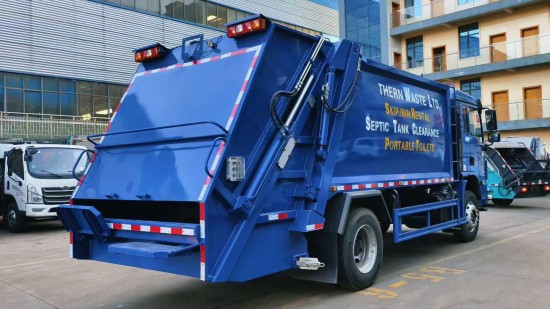 陕汽德龙出口型14立方压缩垃圾车图片 陕汽德龙出口型14立方压缩垃圾车图片