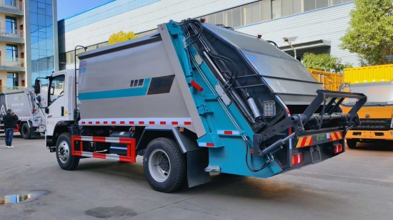 重汽豪沃12立方压缩垃圾车 重汽豪沃12立方压缩垃圾车