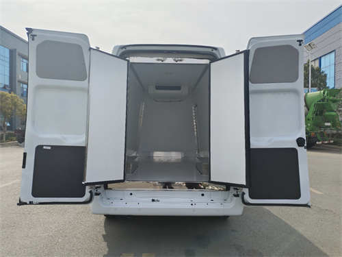 江铃福顺面包冷藏车(柴油后双胎)图片 江铃福顺面包冷藏车(柴油后双胎)图片